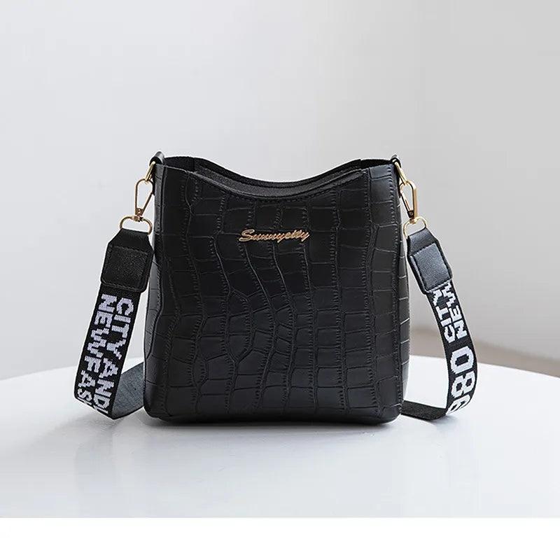 Bolsa Feminina Crossbody em PU Crocodilo – Elegância e Sofisticação 2024