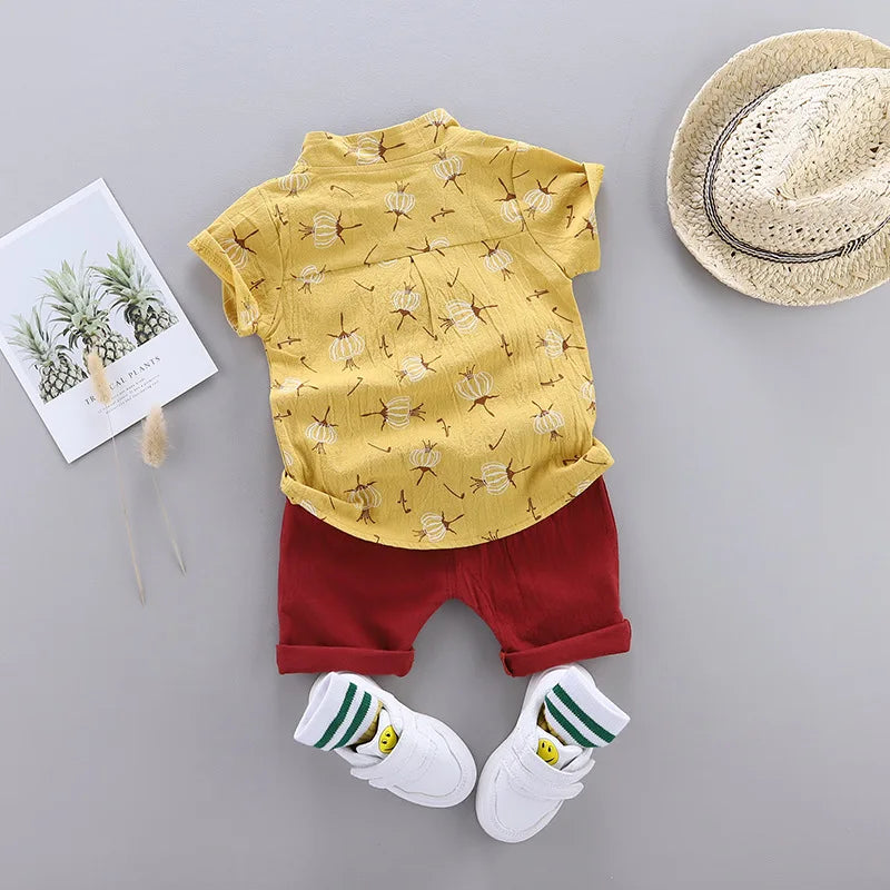 Conjunto Infantil de Verão em Algodão: Camisa Estilosa e Shorts para Meninos em 2 Peças